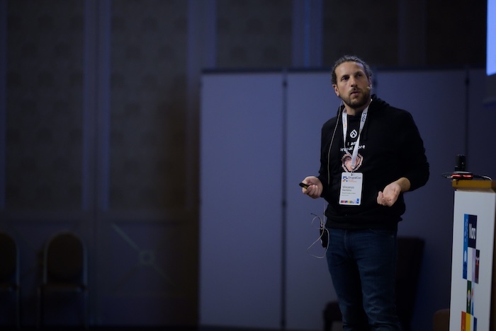 Vincenzo speaking in Nara