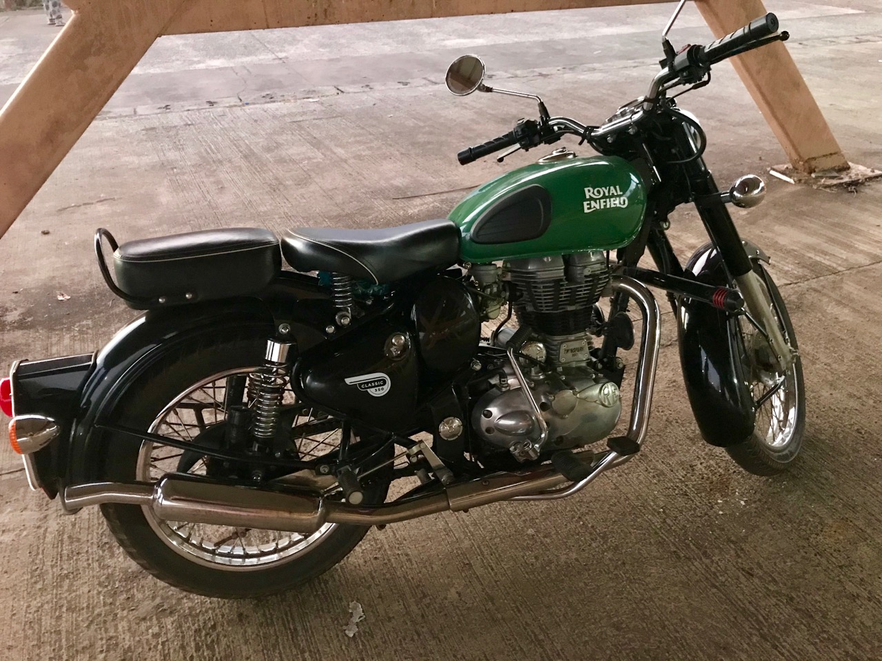 Manjit's beautiful Royal Enfield Classic 350