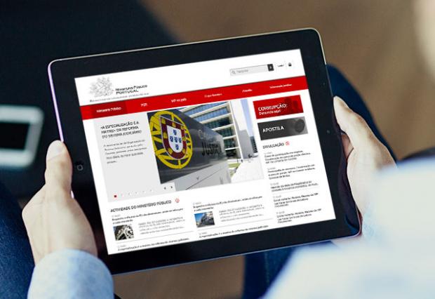 Portuguese public ministry homepage viewed on tablet