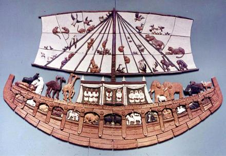 Noah's Ark stoneware (Wikimedia Commons)