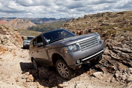 Range Rover in mountain Range